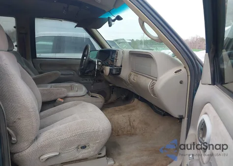 1998 Chevrolet K1500 Fleetside из США, поврежденный, VIN 1GCEK19R1WR162215